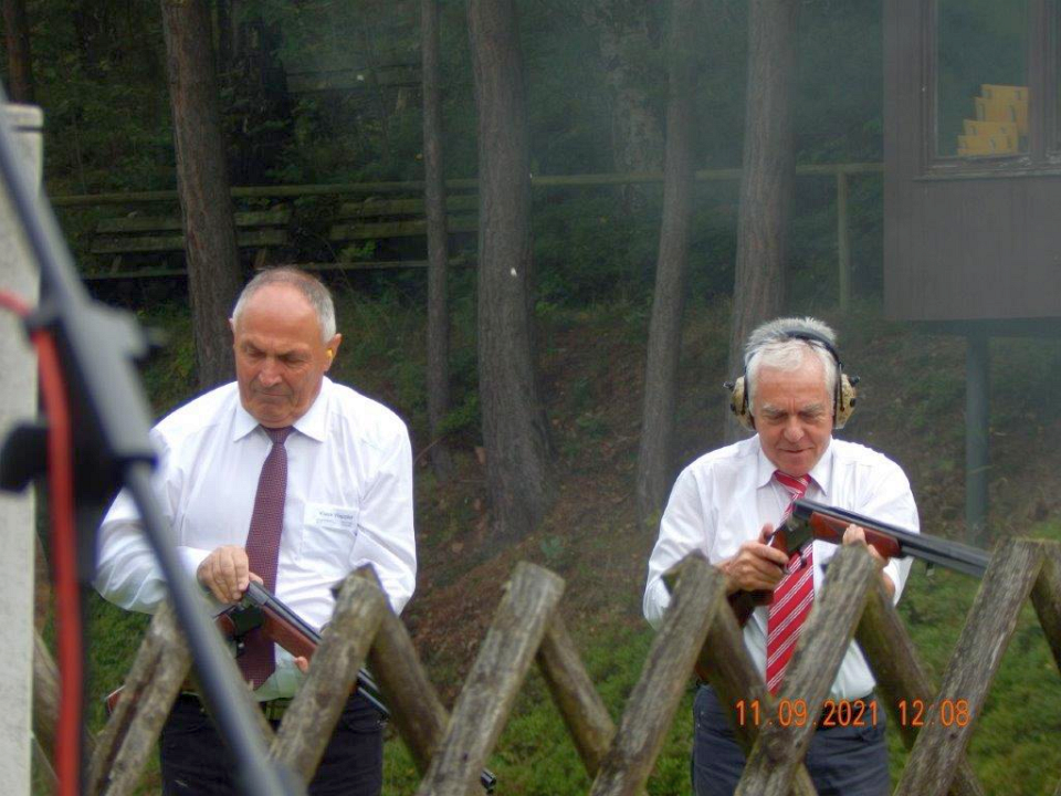 bBeginn1 Salut Patronenwechsel bBeginn1 Salut Patronenwechsel