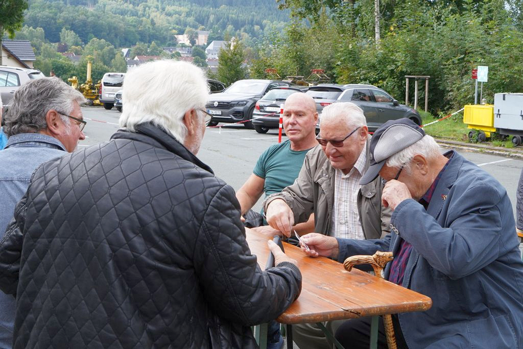 dGespräche02 dGespräche02